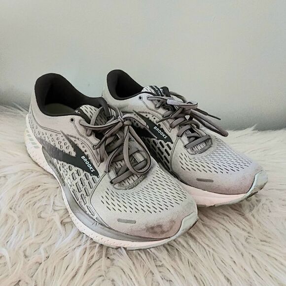 Brooks Women's size 10 gray running adrenaline 21 guiderails - Picture 1 of 9